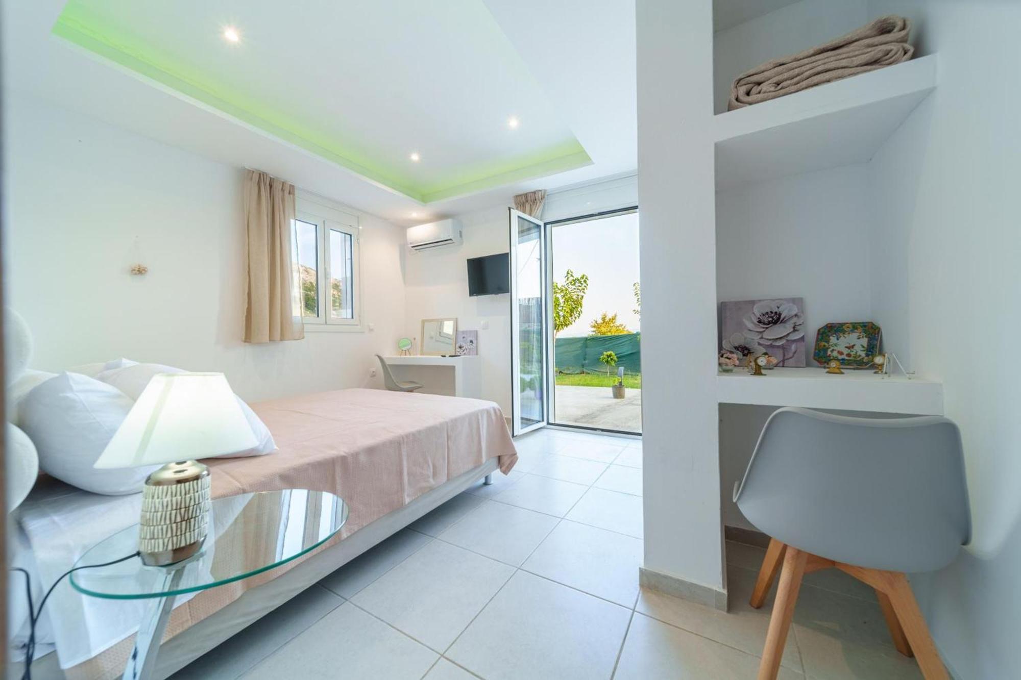 Iphigenia Apartments At Katelios Exterior photo